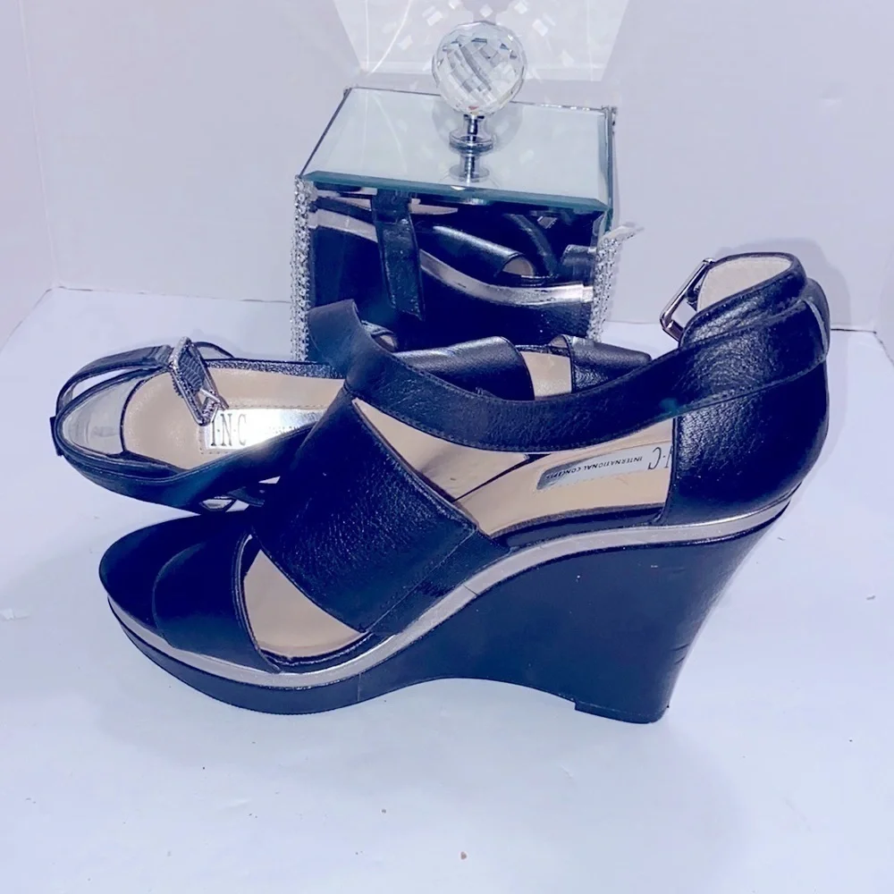 INC International Concepts  4.5" Heel Sandals Size 8 - Picture 4 of 4